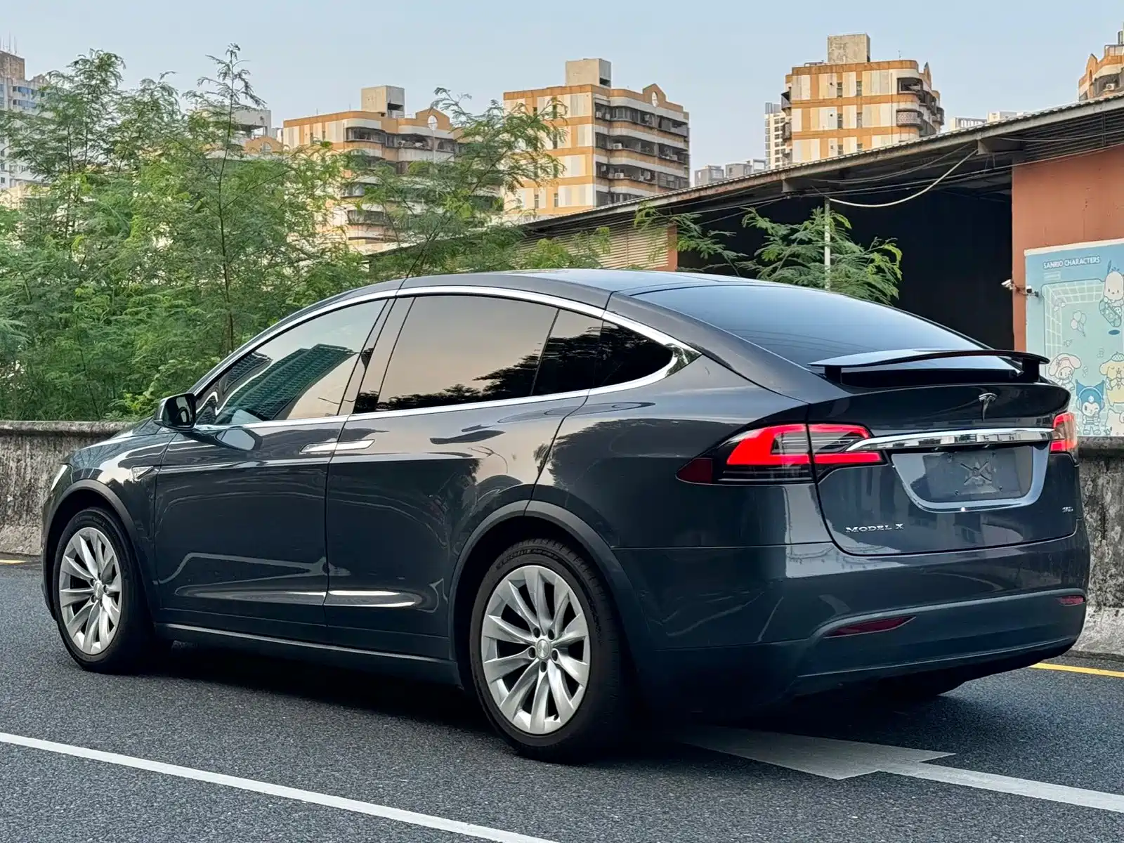Фото 4 - Tesla Model X