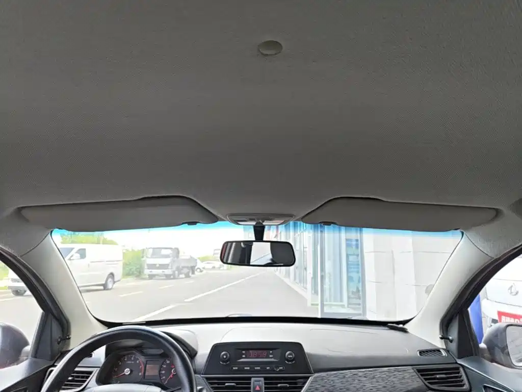 Baojun 310 2016 2016 1.2L Manual Value Edition