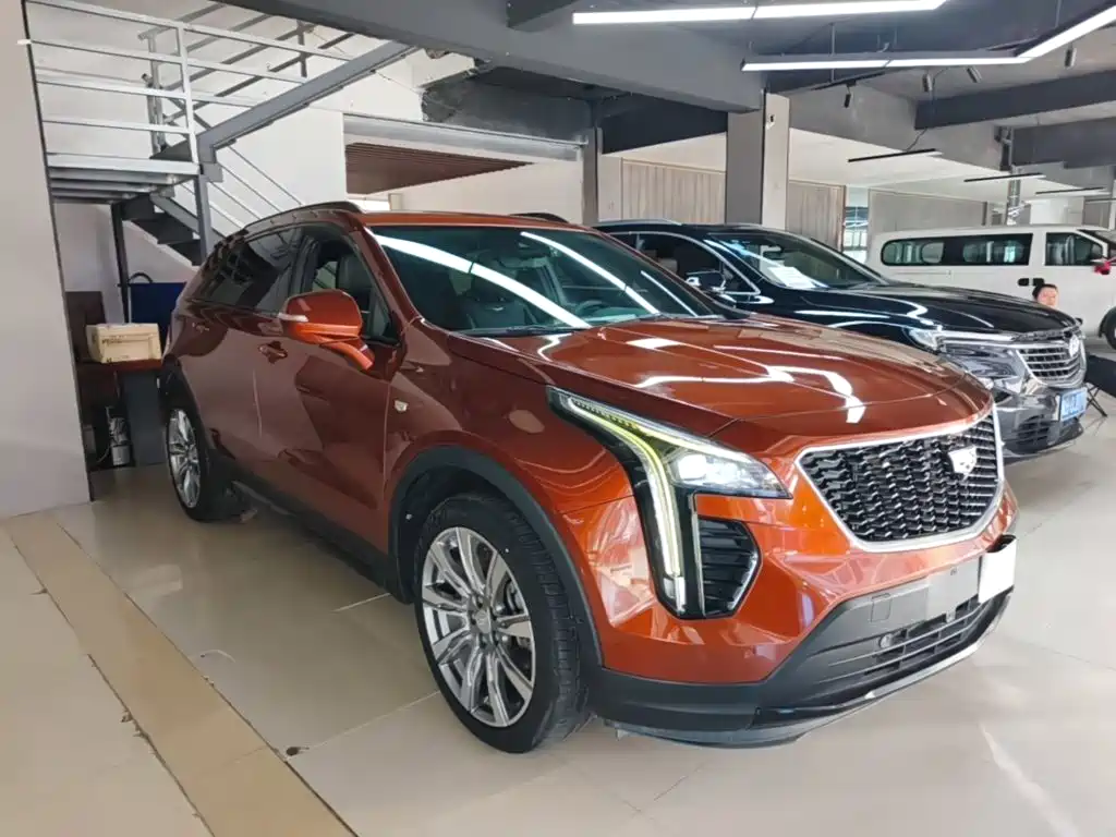 Cadillac XT4 2018 2018 28T AWD Platinum Sport Edition