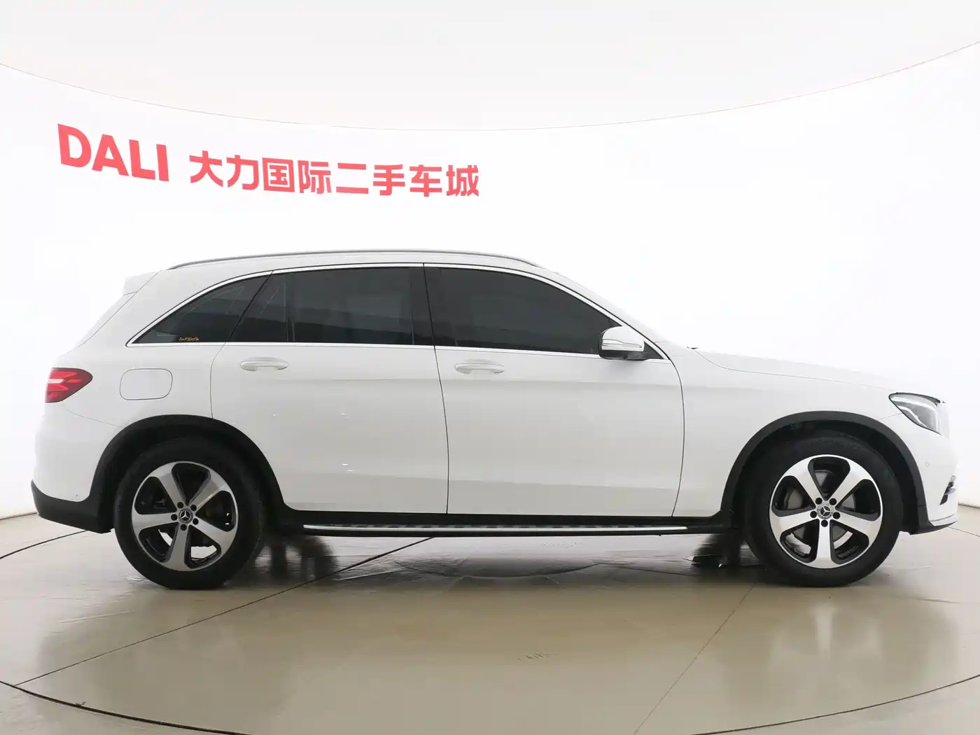 Mercedes-Benz GLC 2019 GLC 260 4MATIC Dynamic фото 8