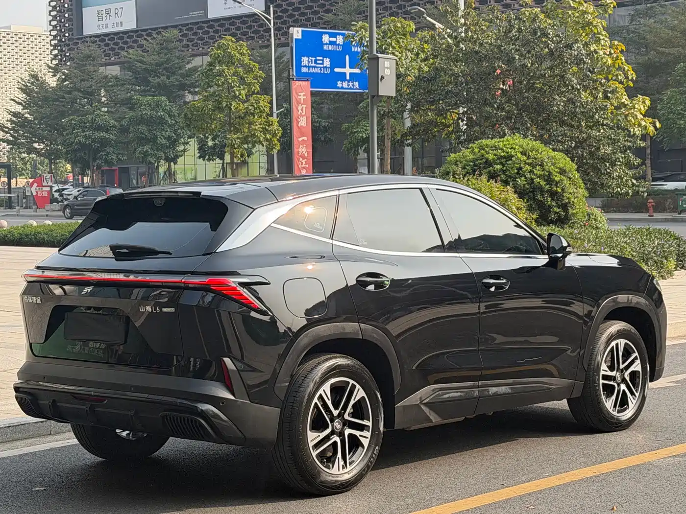 Jetour Shanhai L6 2024 2024 1.5TD DHT MAX