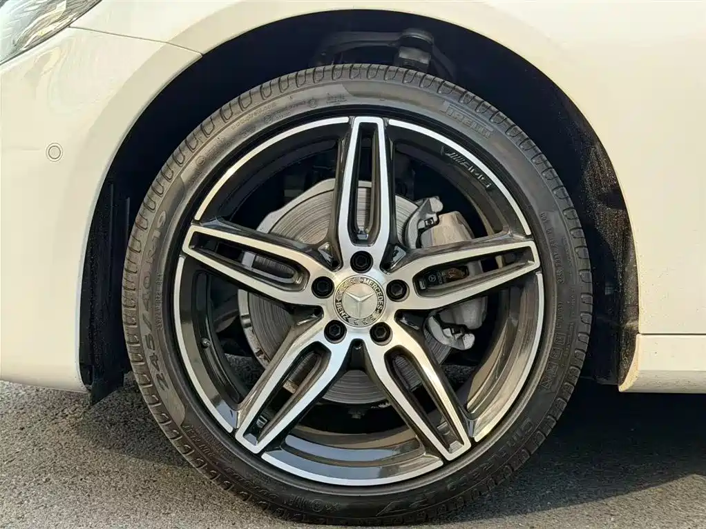 Mercedes-Benz E-Class 2017 E 200 Sport 4MATIC фото 20