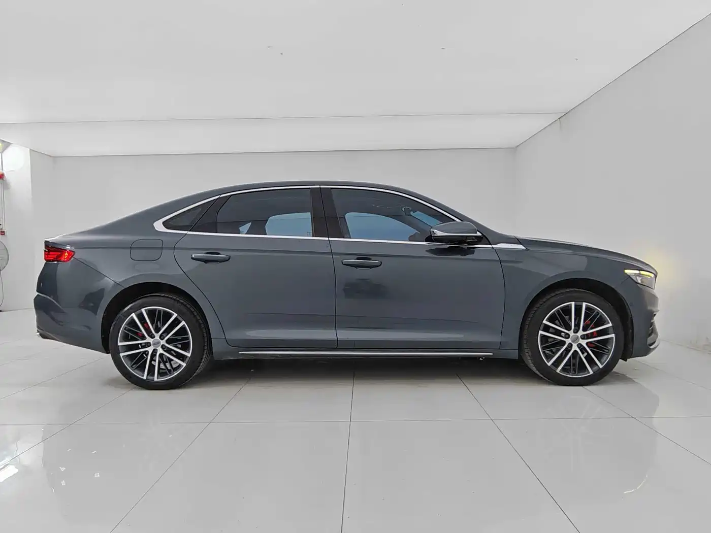 GEELY AUTOMOBILE XINGRUI