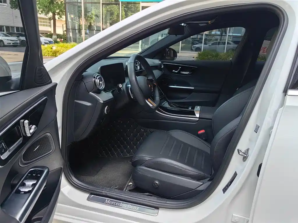 Mercedes-Benz C-Class 2024 C 260 L Sport фото 11