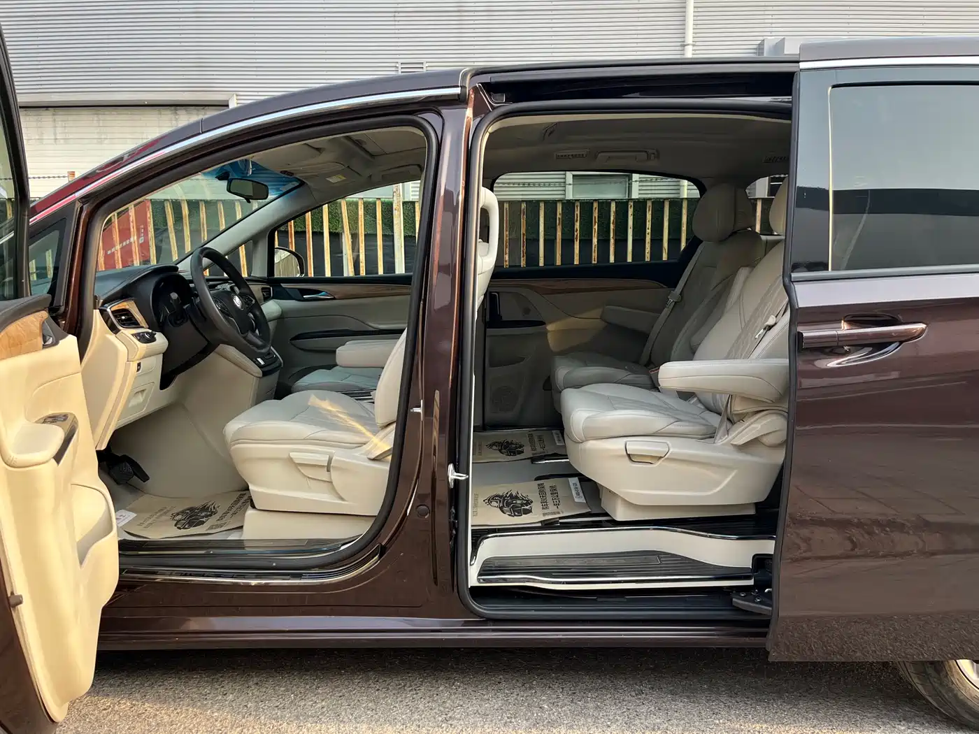 Buick GL8 2017 ES 28T Comfort Type China V фото 7