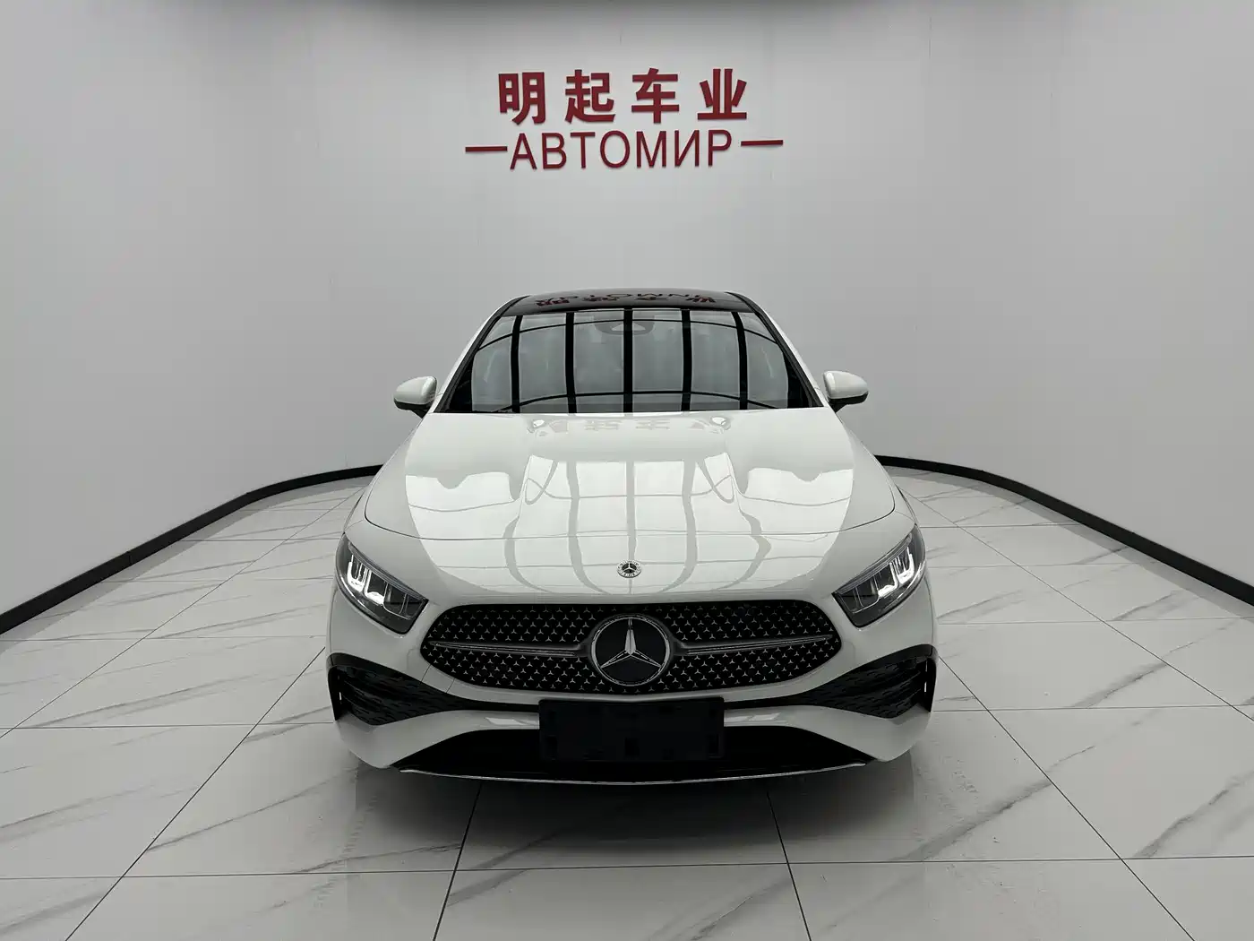 Mercedes-Benz A-Class 2023 A 180 L фото 2