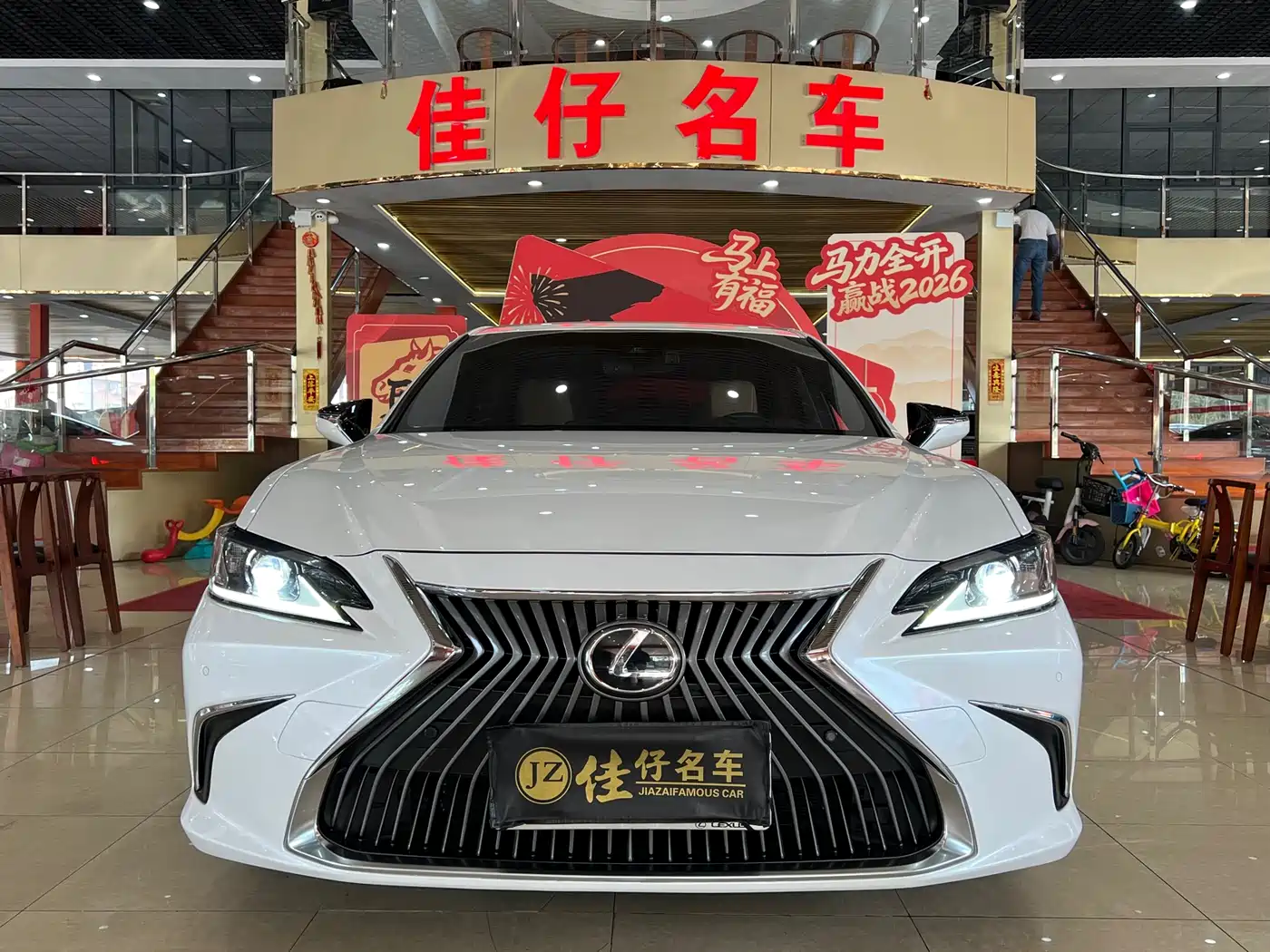 Lexus ES 2018 260 Excellence Edition China V фото 2
