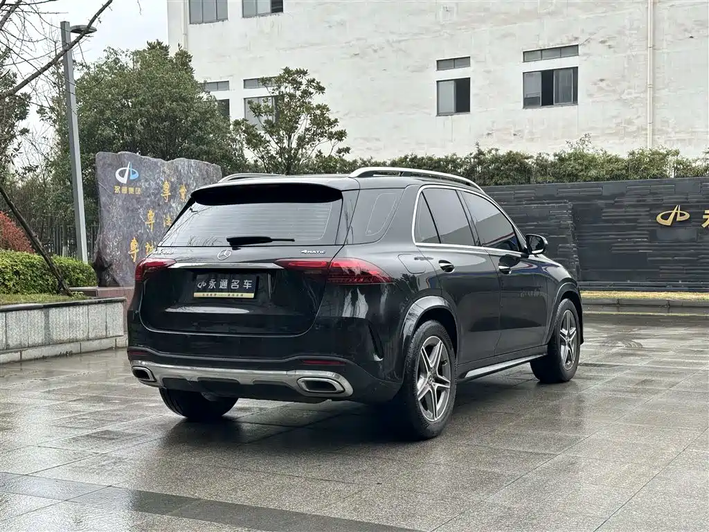 Mercedes-Benz GLE 2024 GLE 450 4MATIC Fashion фото 12