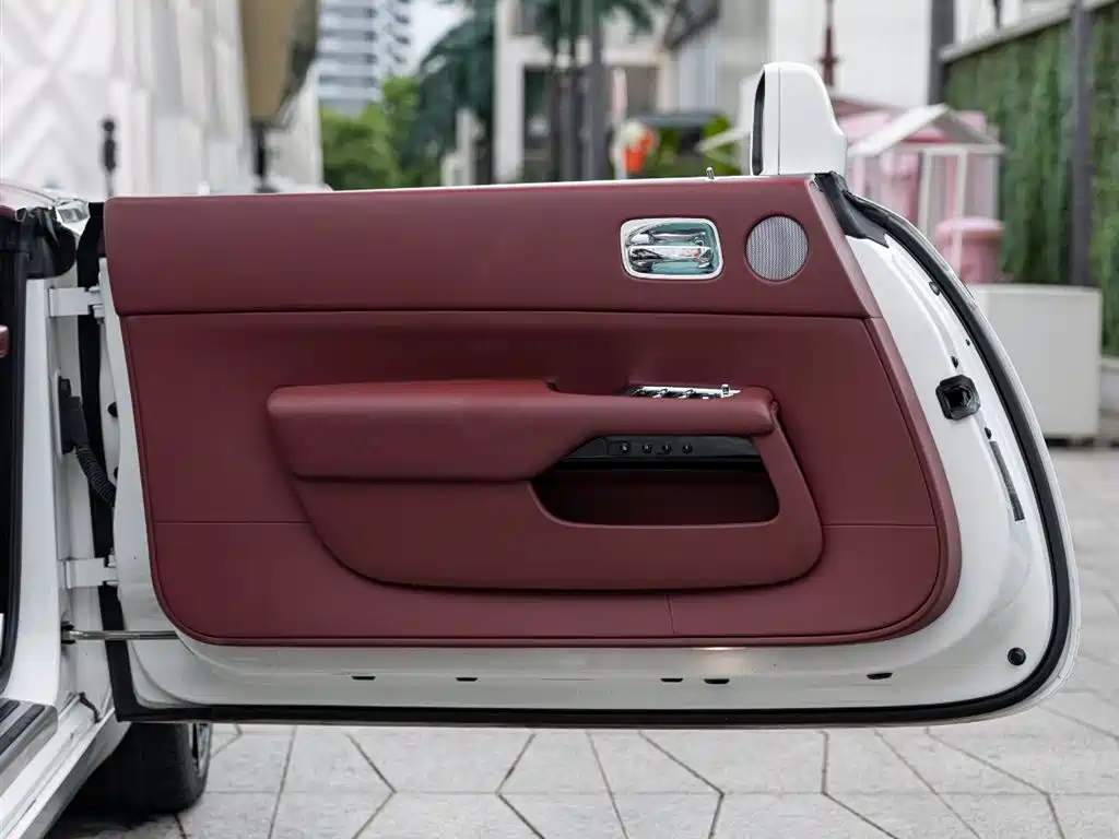 Rolls-Royce Dawn 2020 2018 6.6T Standard