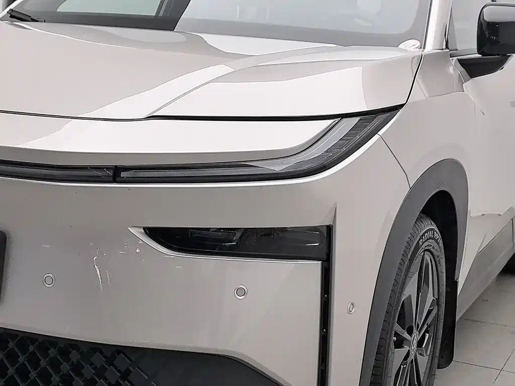 Фото 7 - Toyota BoZhi 3X
