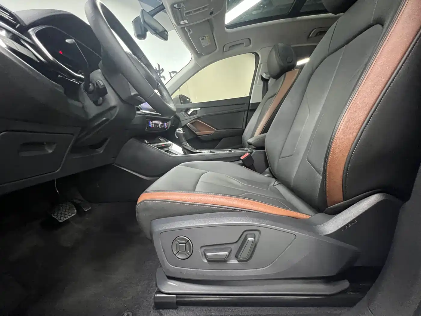 Audi Q3 2022 35 TFSI Fashion Elegance фото 14