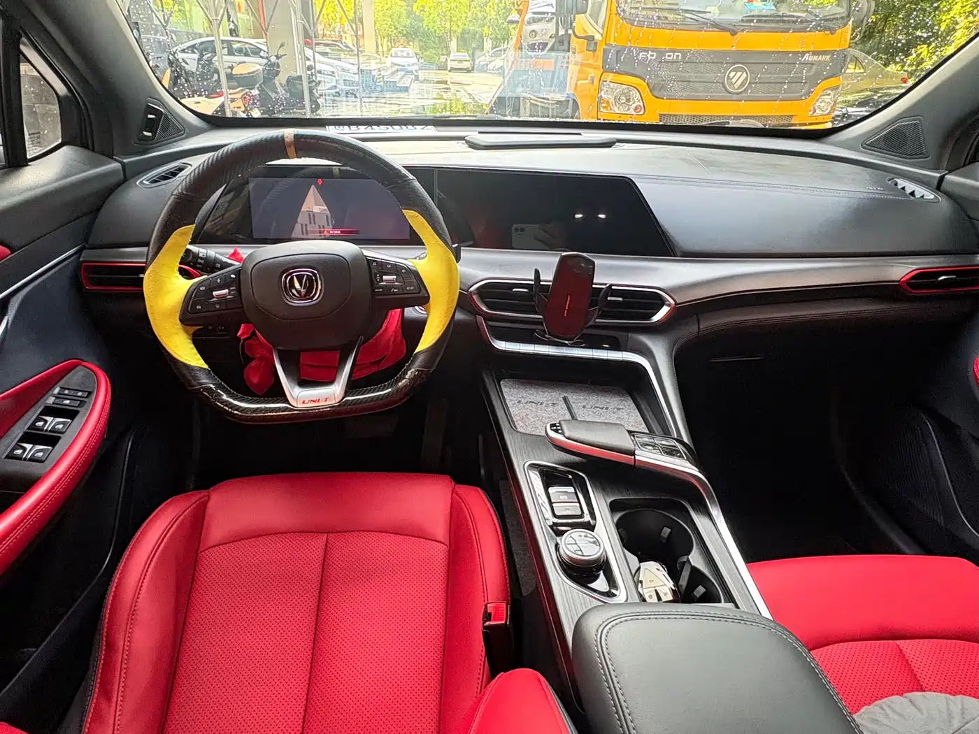 CHANGAN UNI-T