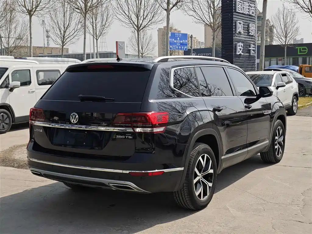 Volkswagen Teramont 2020 380TSI 4WD Luxury Edition China VI фото 6