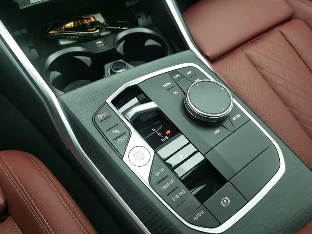 BMW 3 Series 2025 325Li M Sport Package фото 13