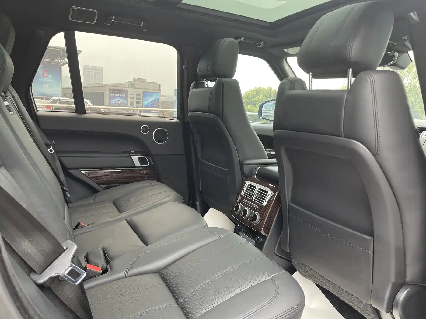 Land Rover Range Rover 2017 3.0 SC V6 Vogue фото 9
