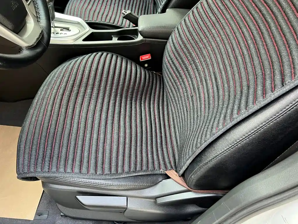 Venucia T70 2015 2015 2.0L CVT Ruixing Edition