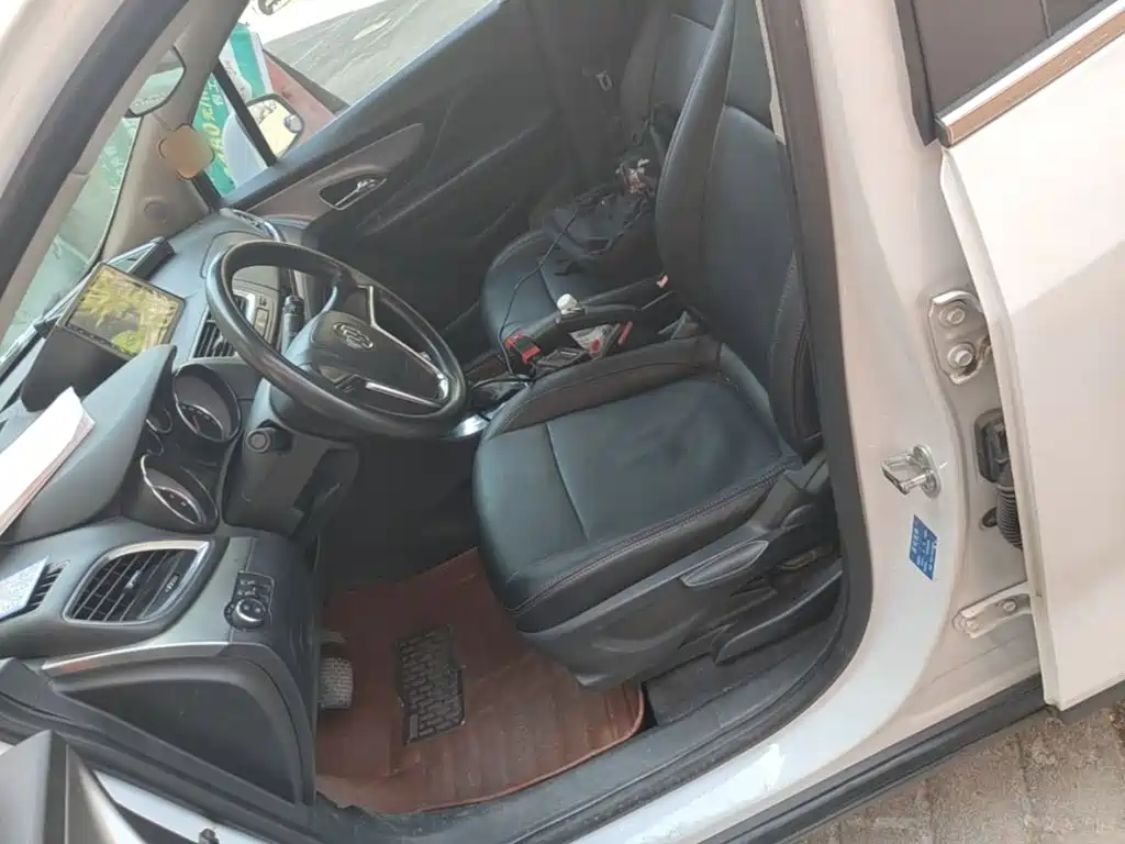 Фото 11 - Buick Encore