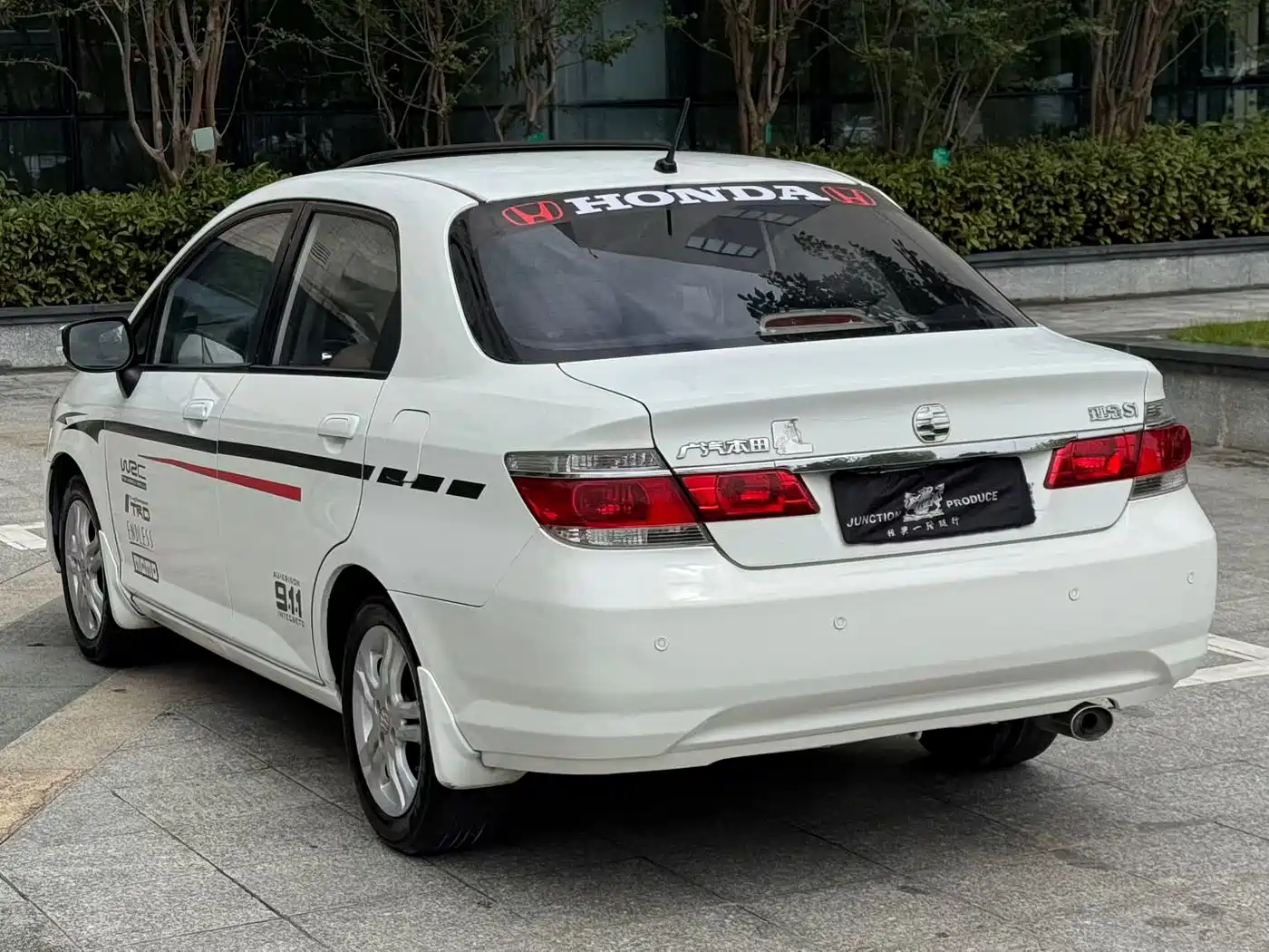 Everus S1 2012 2012 1.5L Automatic Luxury