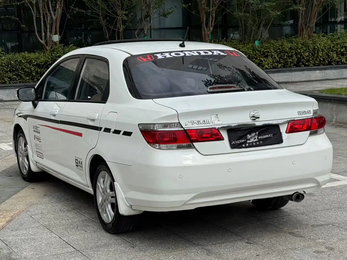 Photo 4 - Everus S1