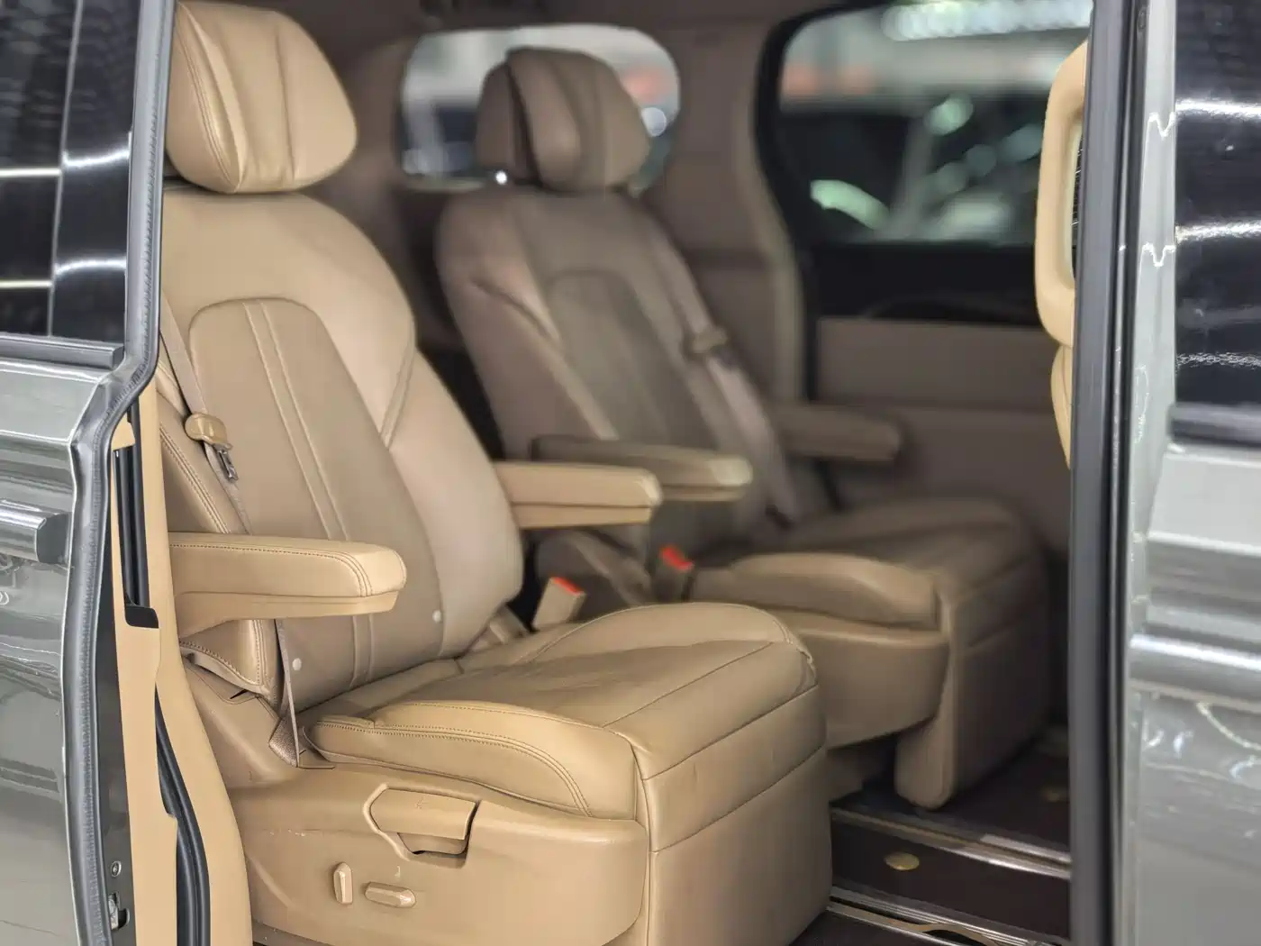 Buick GL8 2018 ES 28T Luxury Type China VI фото 15