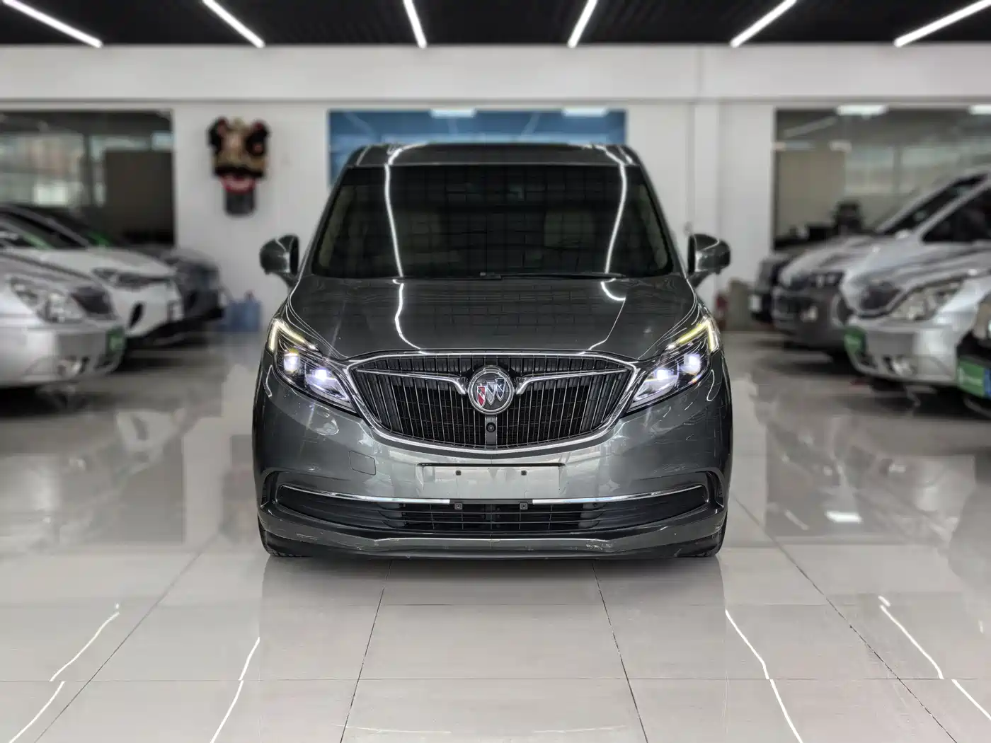 Buick GL8 2018 ES 28T Luxury Type China VI фото 8