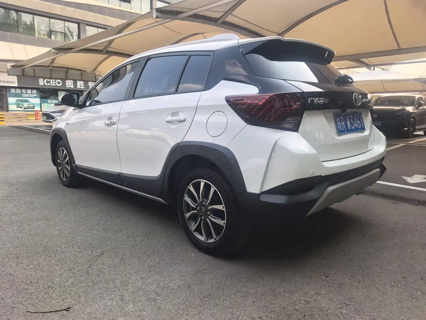 Toyota YARiS L Zhi Xuan 2022 Zhi Xuan X 1.5L CVT Luxury PLUS Edition фото 17