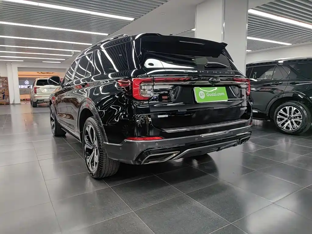 Фото 5 - Ford Explorer