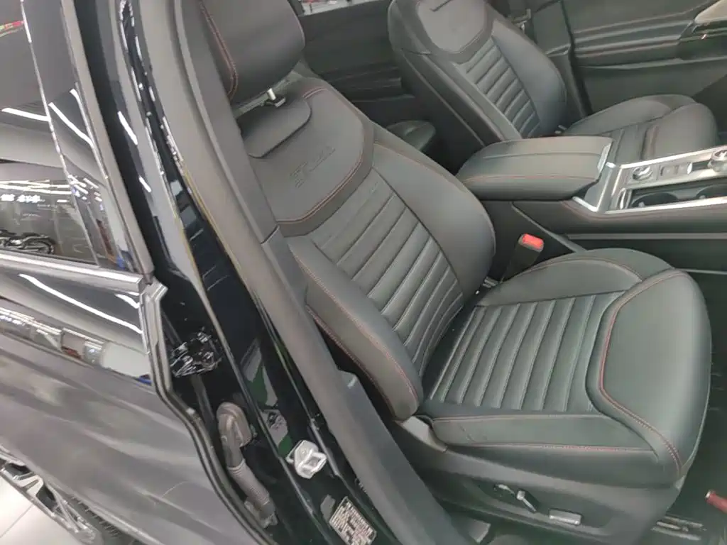 Ford Explorer 2024 2023 EcoBoost 285 AWD ST-LINE 6-Seater