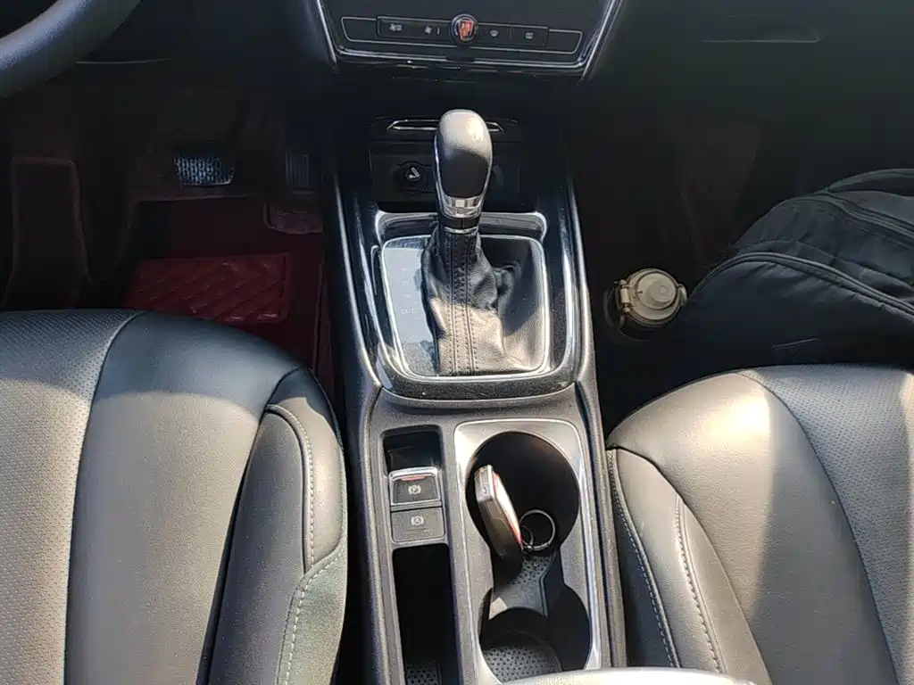 Roewe i5 2019 2019 1.5L Auto 4G Langhao Edition
