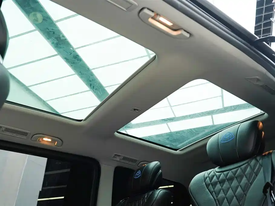 Mercedes-Benz V-Class 2020 V 260 Navigator Edition фото 19