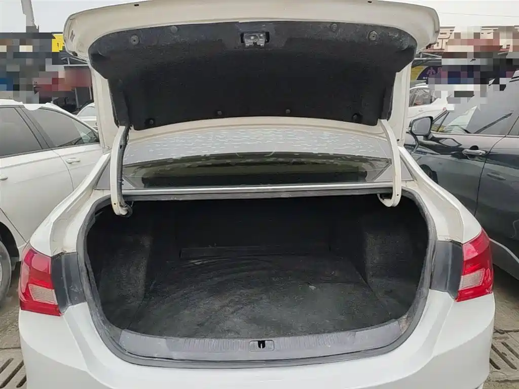 Buick Excelle 2016 15N Automatic Progressive фото 19