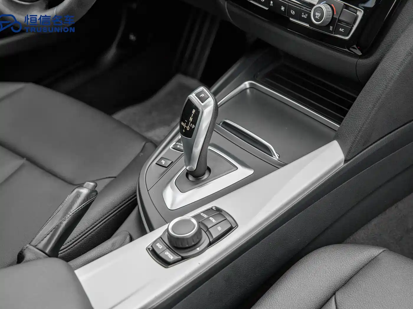 BMW 3 Series GT 2016 320i Fashion Style фото 18