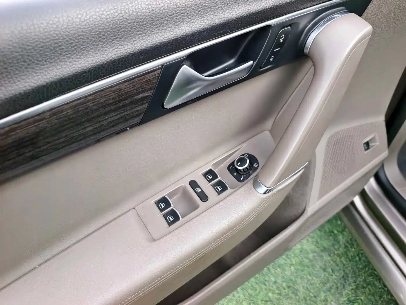 Volkswagen Magotan 2012 1.8TSI Premium фото 6