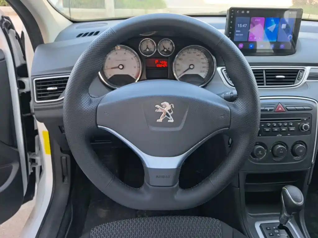 Peugeot 308 2015 2014 Model Joy Edition Classic 1.6L Automatic Superior Style