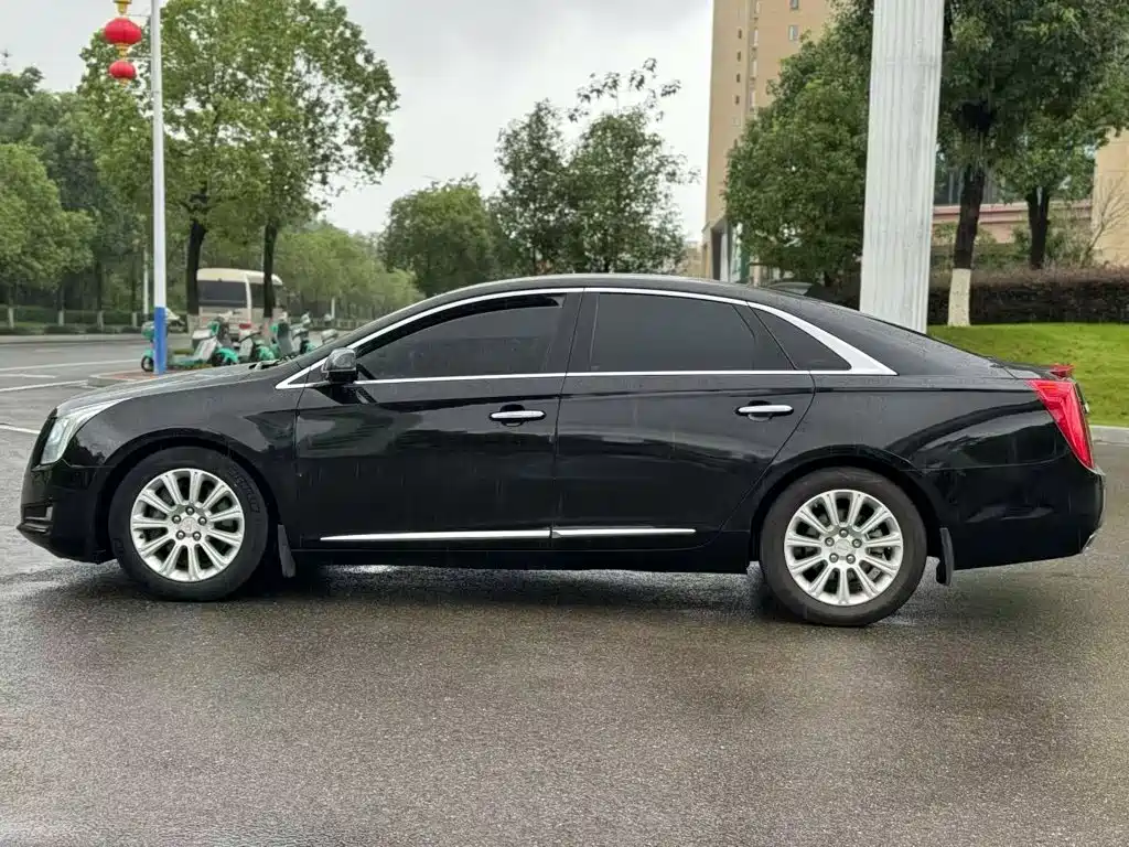 Cadillac XTS 2017 2017 28T Technology