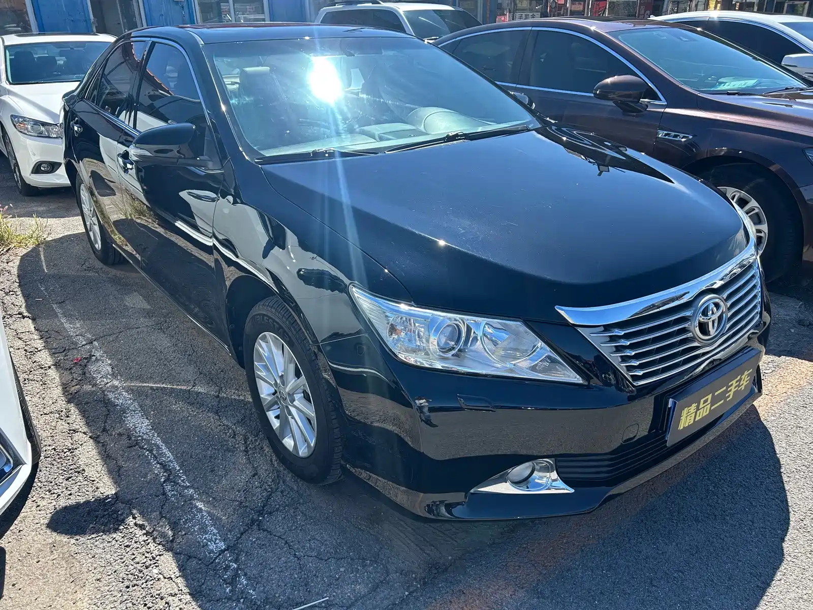 Фото 3 - Toyota Camry