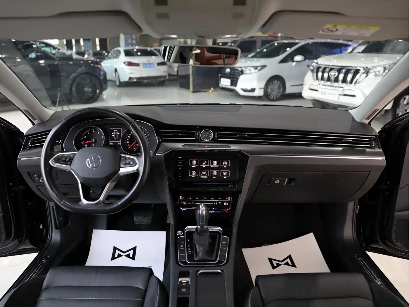 Volkswagen Magotan 2020 330TSI DSG Leading фото 11