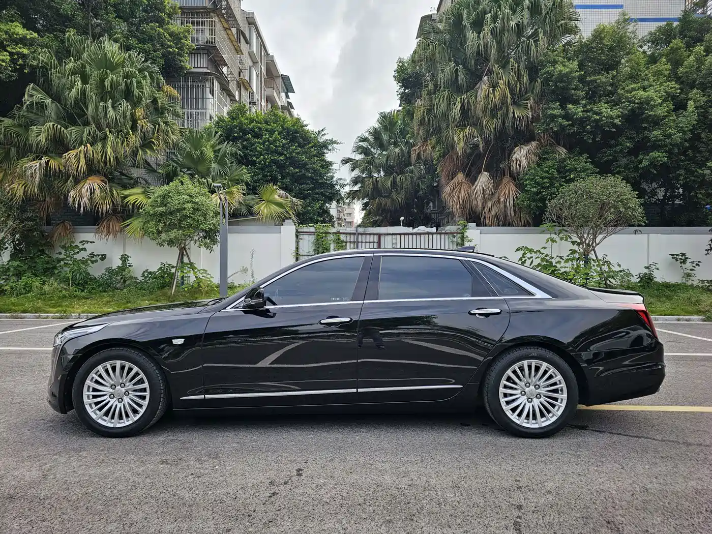 Cadillac CT6 2023 2022 28T Luxury