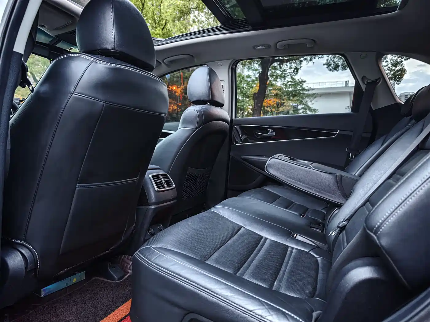 Kia Sorento 2018 Sorento L 2.0T Diesel 2WD Luxury Edition 5-Seater фото 4