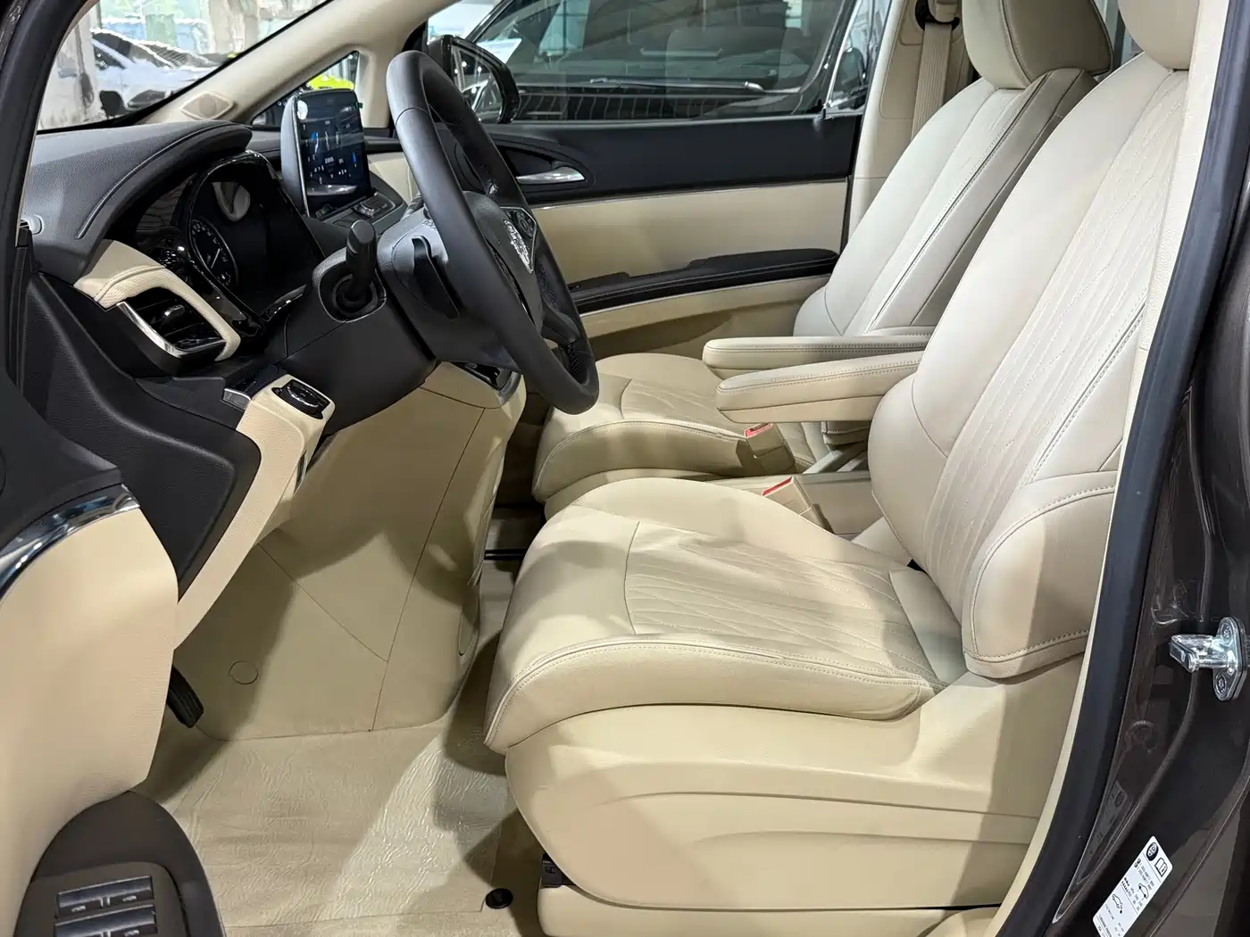 Buick GL8 2023 Facelift Land Business Class Luxury фото 4