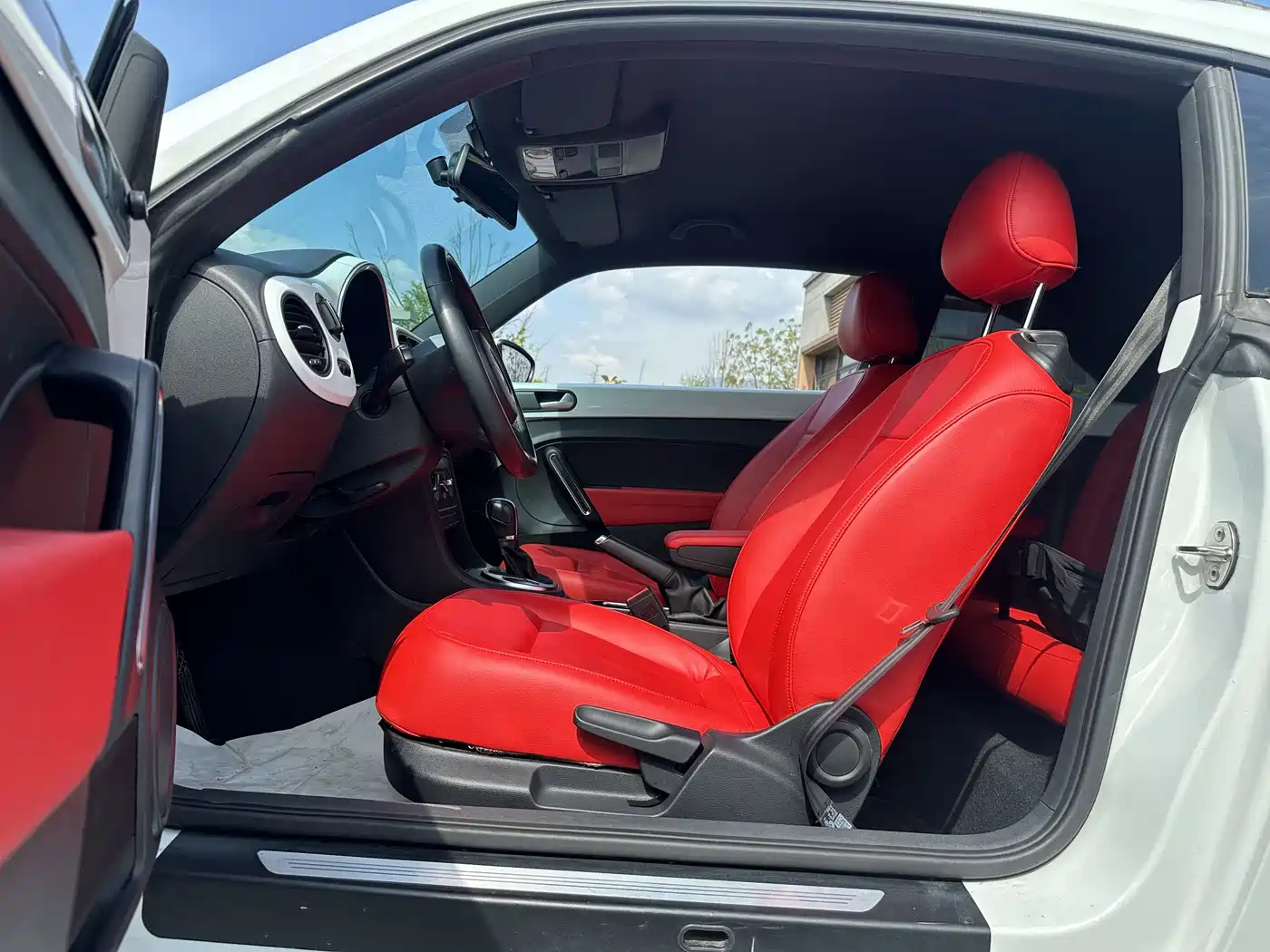 Volkswagen Beetle 2015 180TSI фото 6