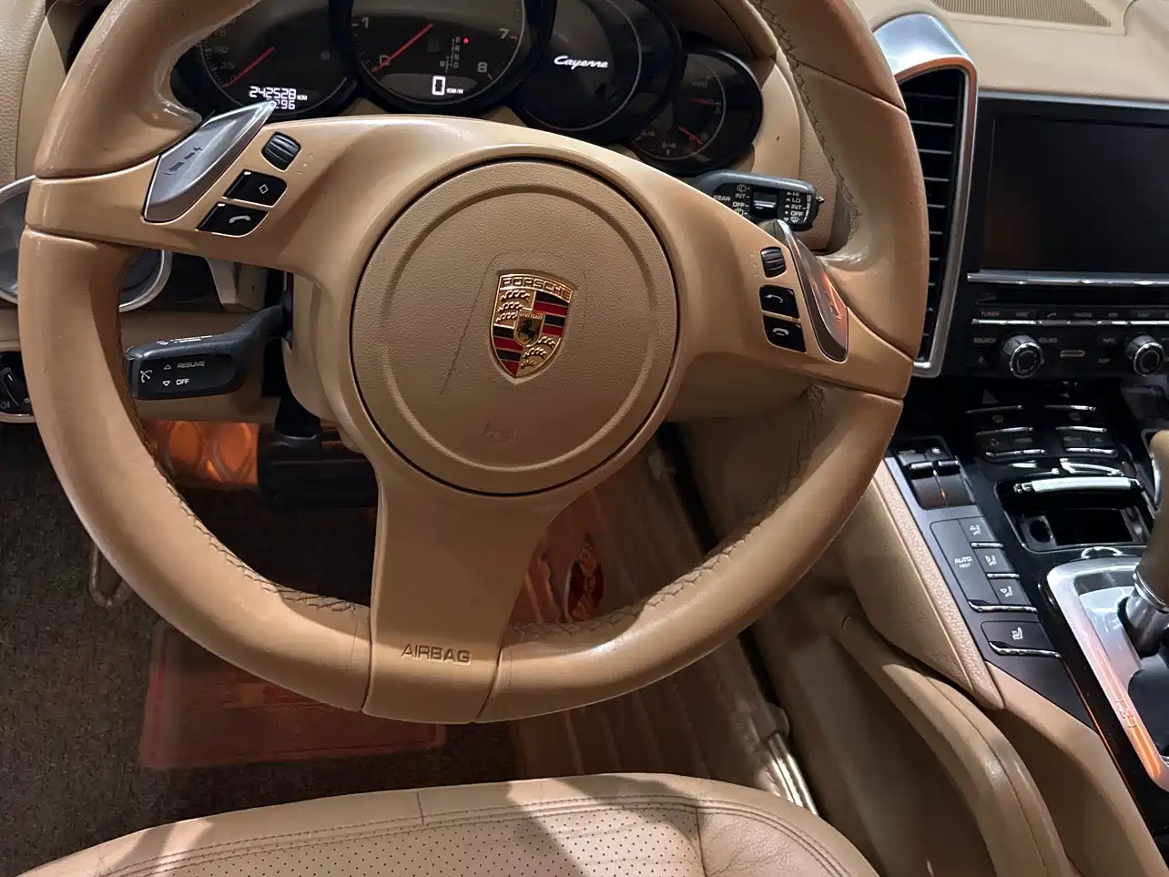Porsche Cayenne фото 19