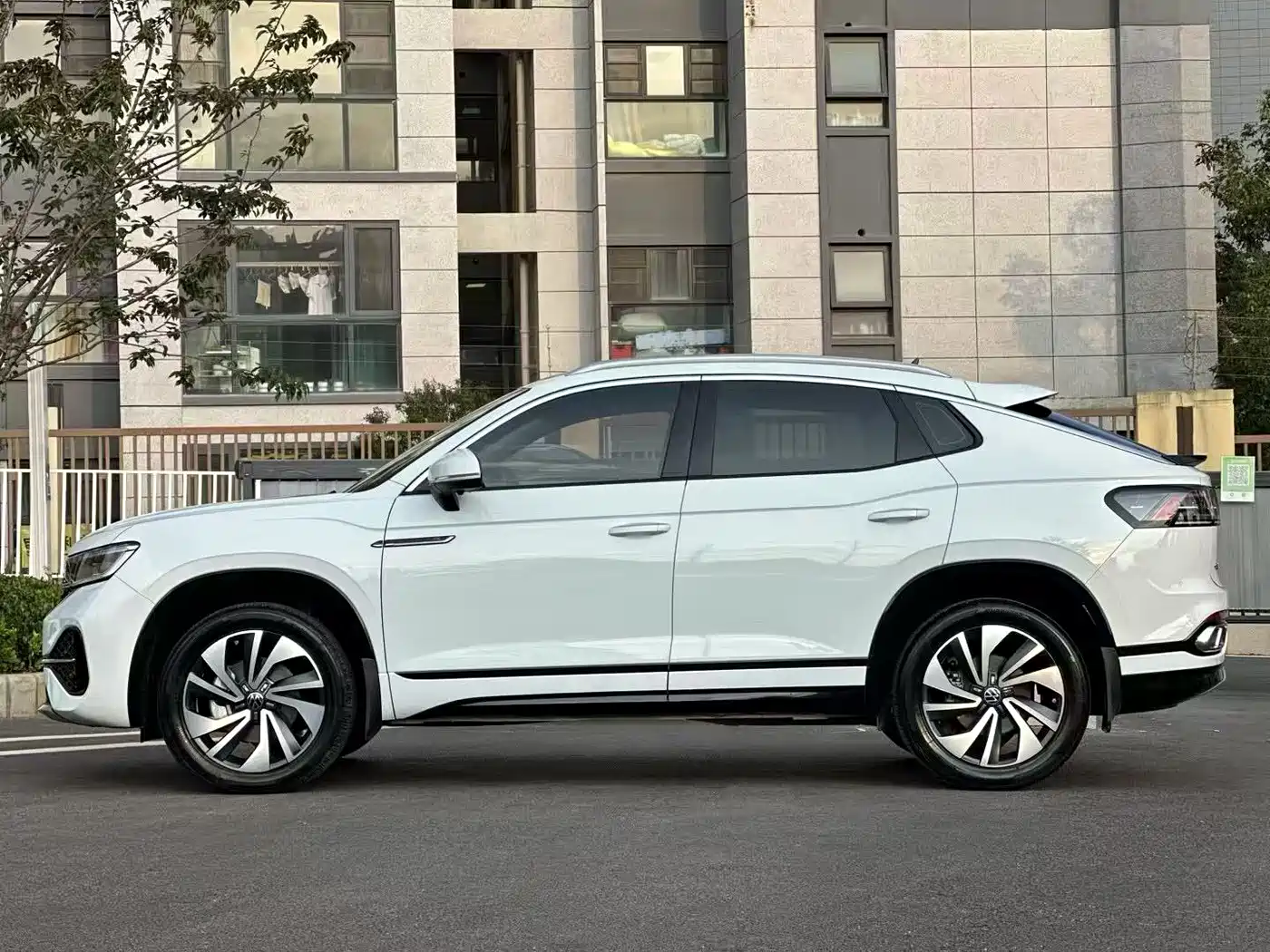 2025 Volkswagen Tayron X