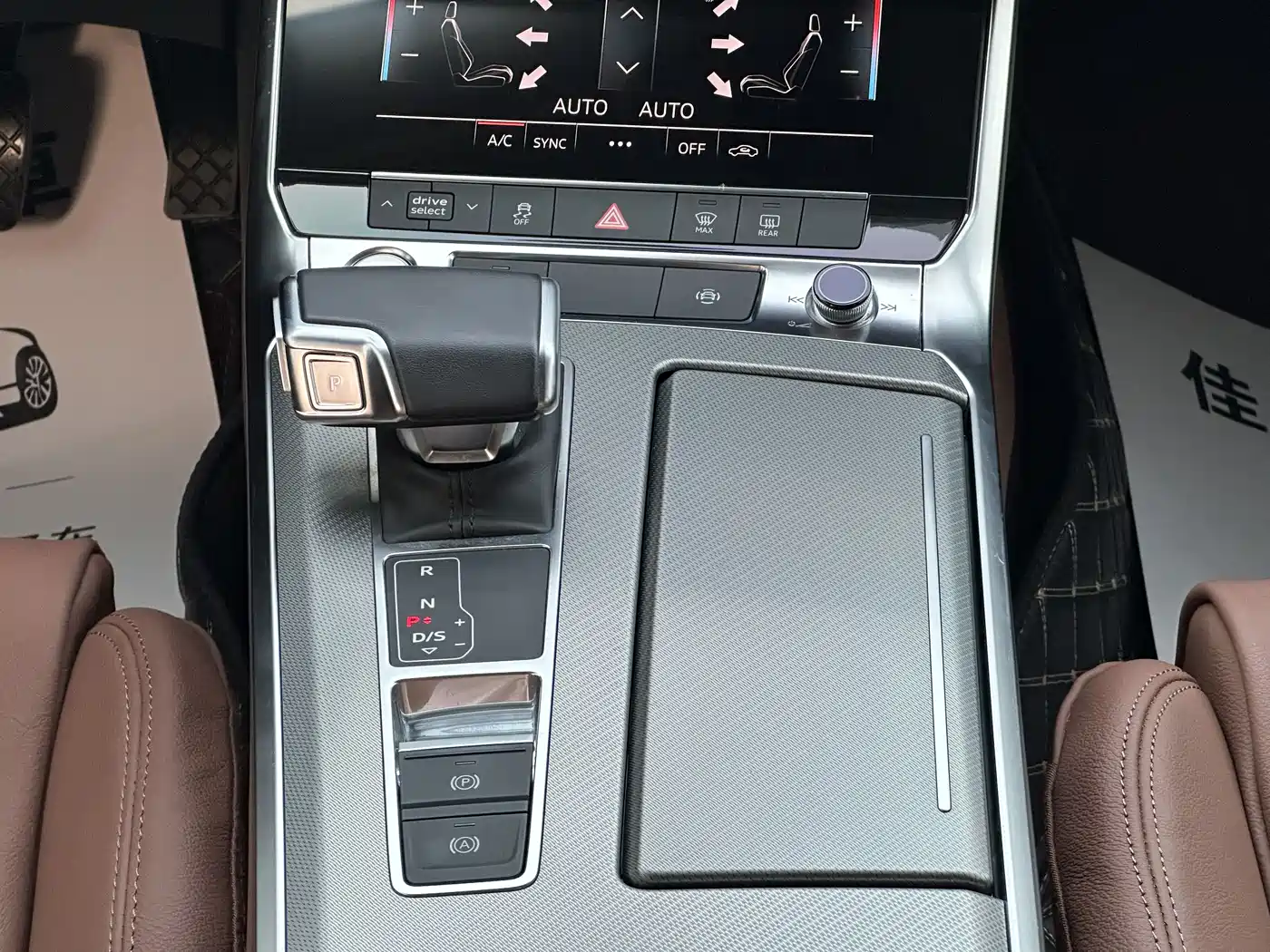 Audi A6L 2019 40 TFSI Luxury Elegance фото 16