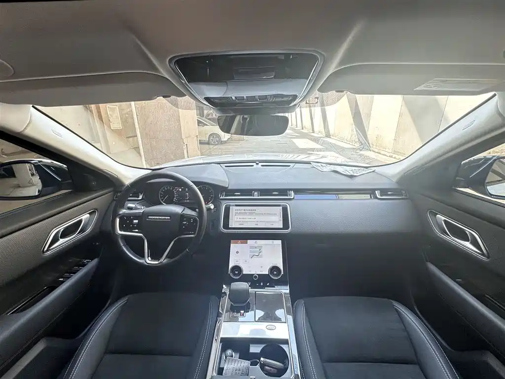 Land Rover Range Rover Velar 2022 250PS фото 7