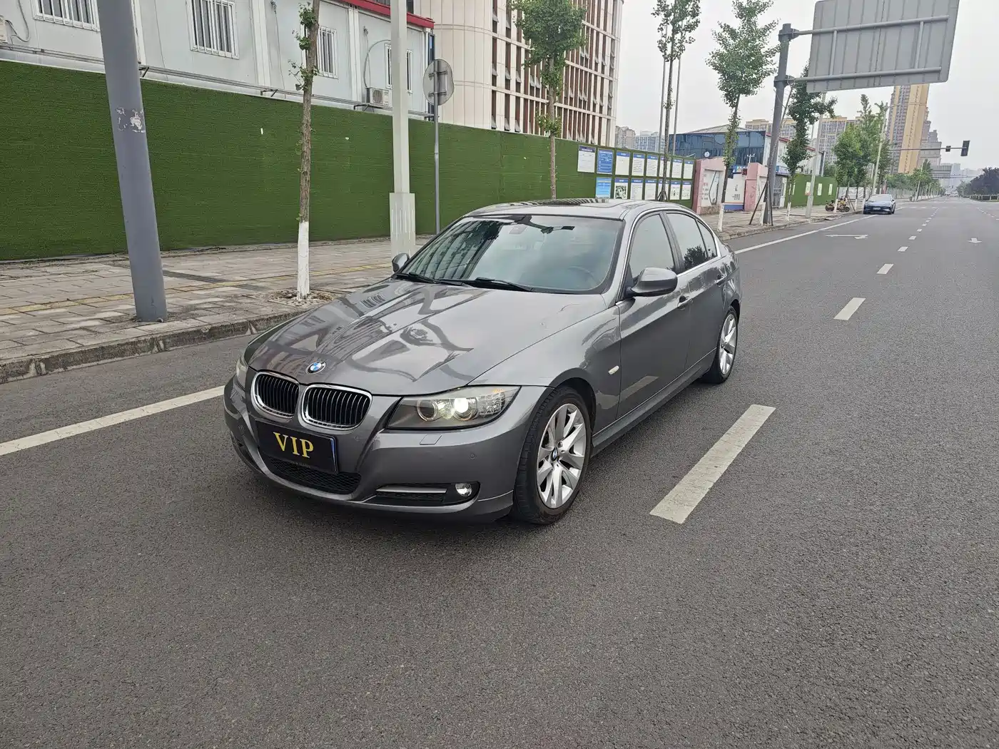 BMW 3 Series (Import) 2010 320i Luxury фото 2