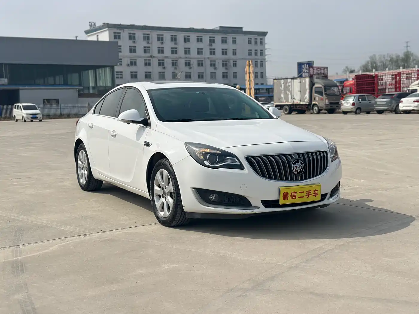Buick Regal 2015 1.6T Leading Tech Edition фото 3