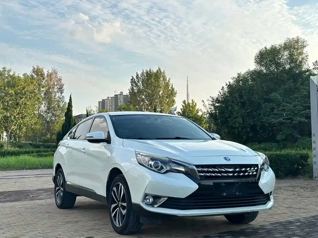 Venucia T90 2017 2017 2.0L Manual Trend