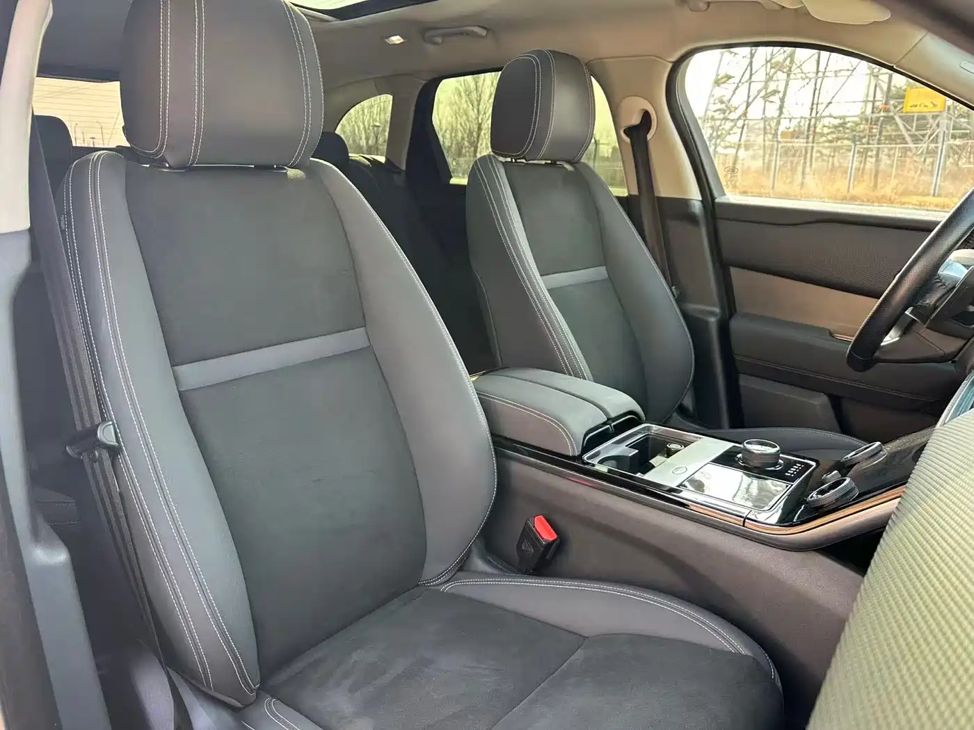 Land Rover Range Rover Velar 2018 P250 S фото 17