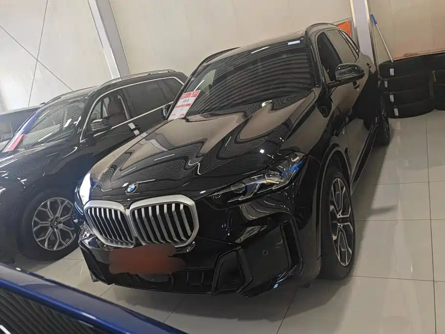 Фото 2 - BMW X5